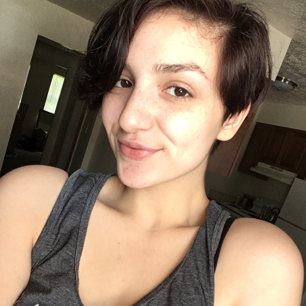 Meet your Posher, Samira